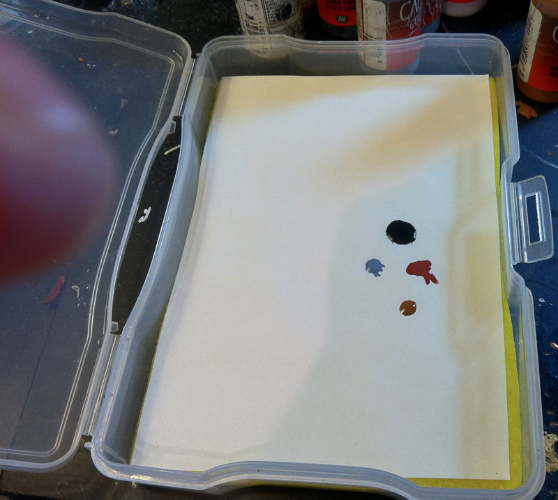 How To: Make a Cheap Wet Palette for Acrylic Painting - Make