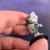 Sculpting chains for miniatures